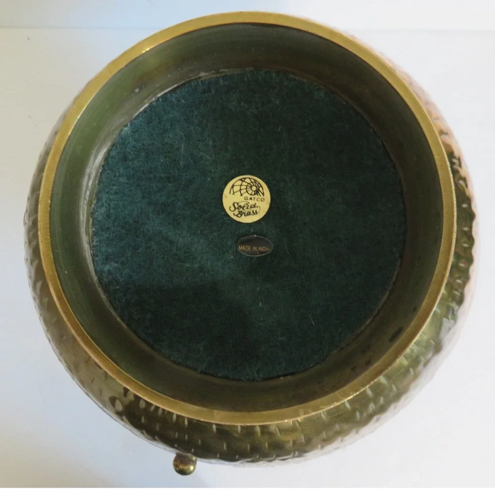 Large GATCO Solid Brass Hammered Finish Vase Rope Detail Made in India‎